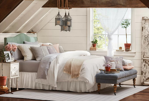 10 Small Bedroom Ideas to Make Your Space Seem Larger (With Photos ...
